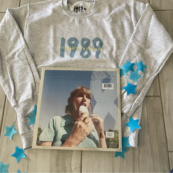 🩵TS 1989 TV Spotify Exclusive Crewneck🩵 - Picture 7 of 8
